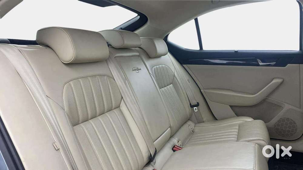 Skoda Superb Lk 1.8 Tsi At, 2018, Petrol