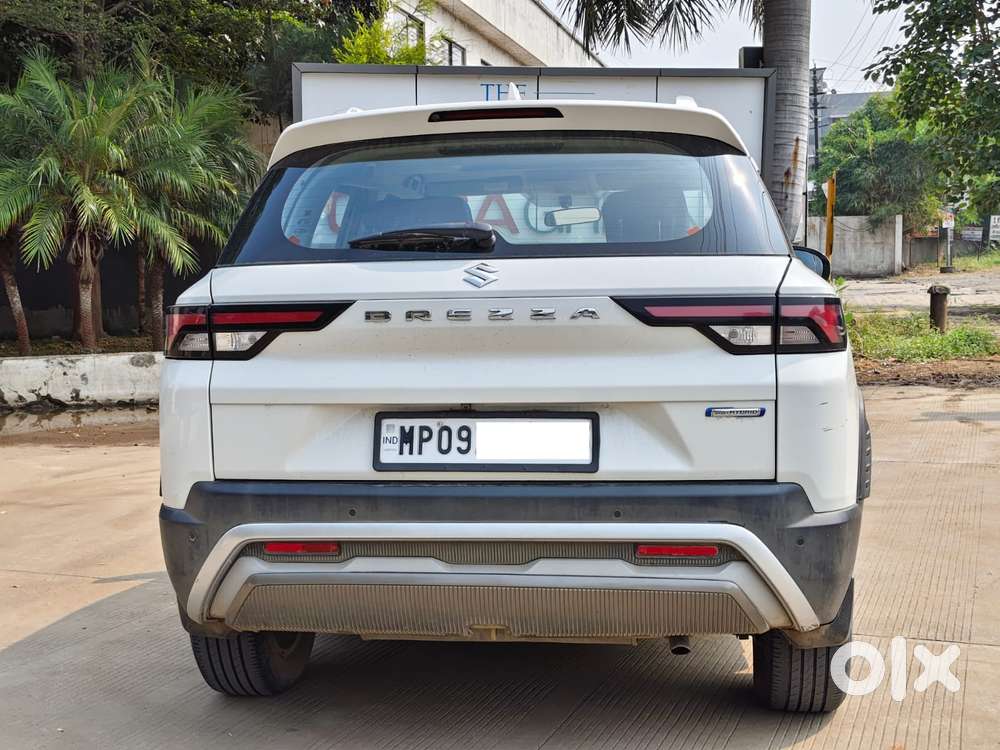 Maruti Suzuki Brezza Zxi Plus Smart Hybrid, 2022, Petrol