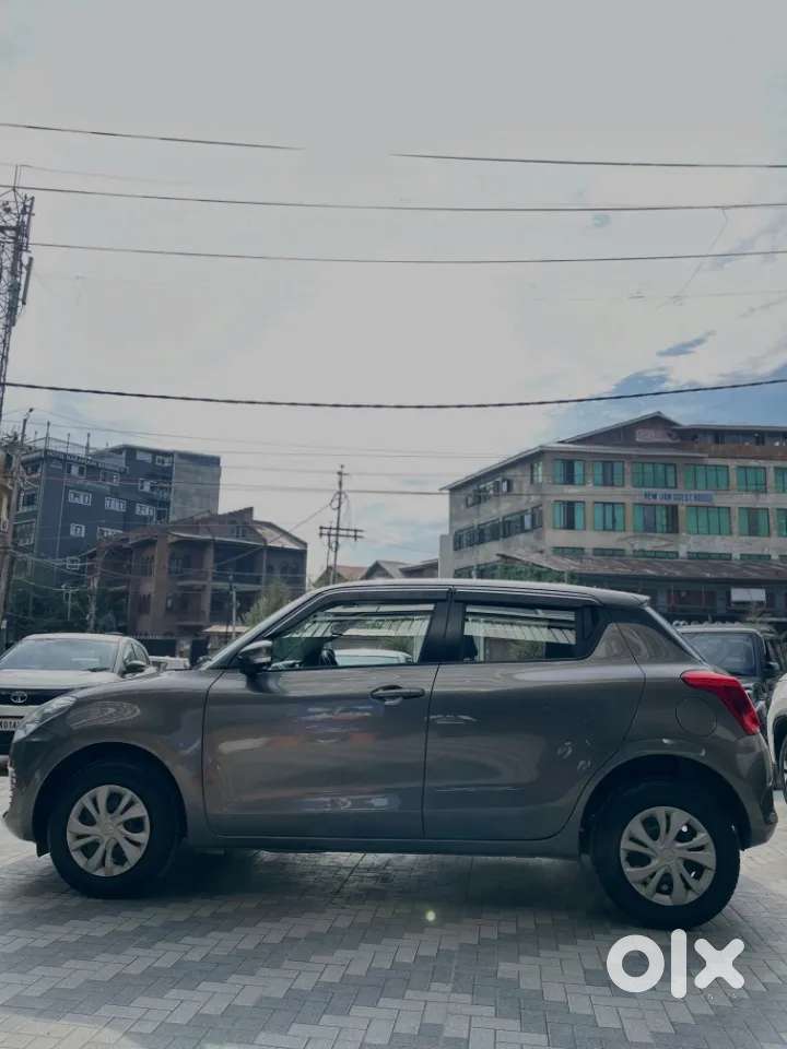 Maruti Suzuki Swift Vxi, 2023, Petrol