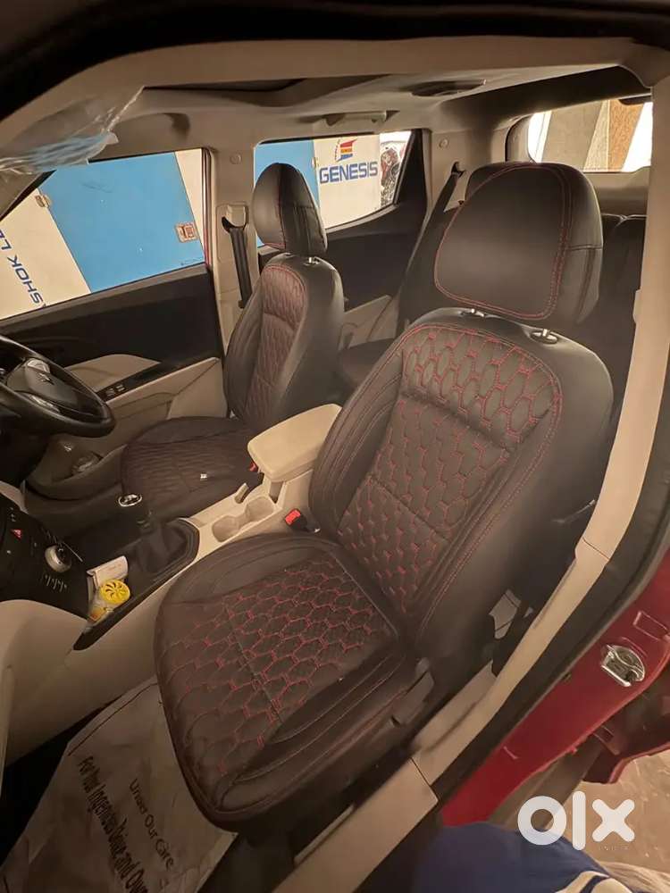 Mahindra Xuv300 2024 Petrol 9350 Km Driven