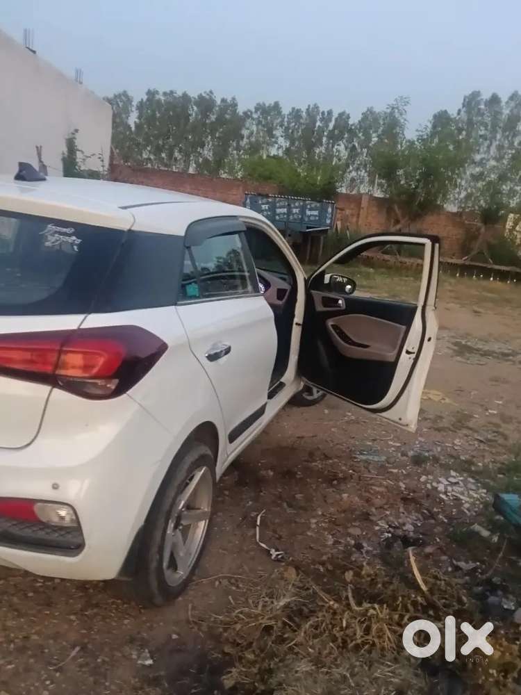 Hyundai I20 2020 Diesel 80000 Km Driven