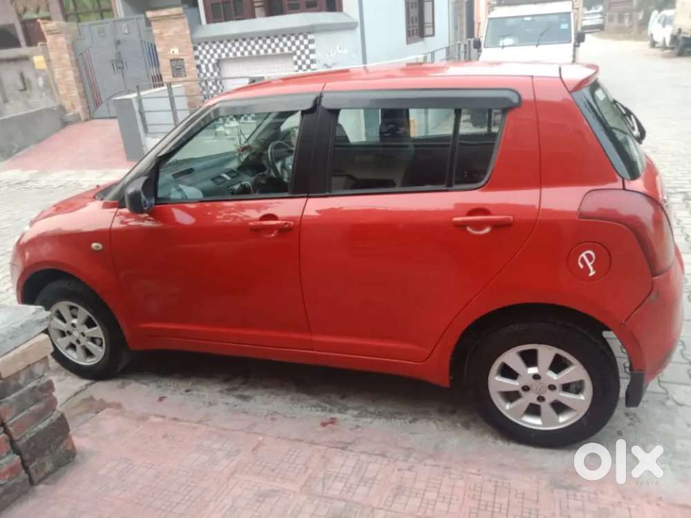 Maruti Suzuki Swift 2006 Petrol 90000 Km Driven