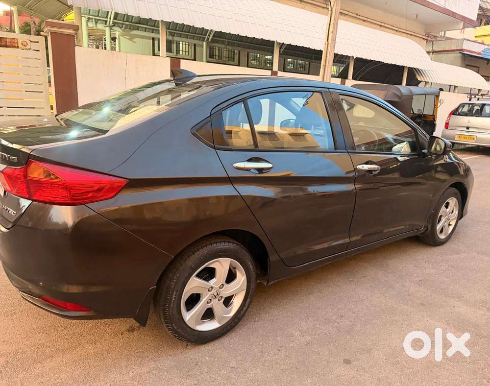 Honda City V Mt, 2015, Petrol