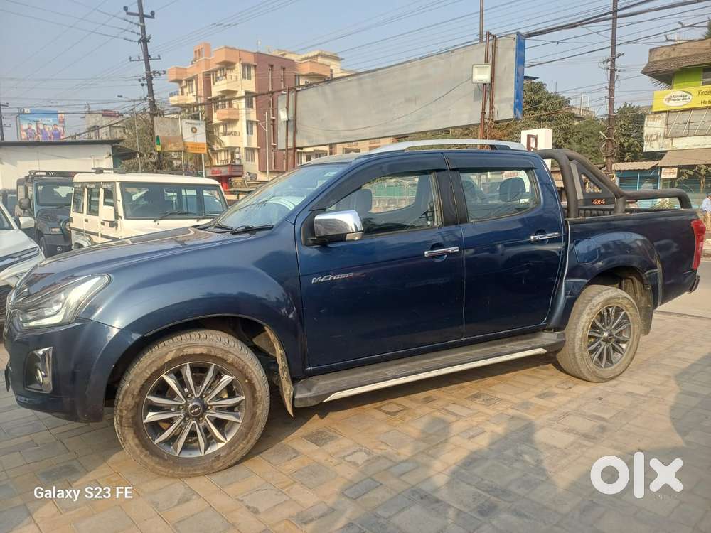 Isuzu V-cross Z 4x4 Mt, 2021, Diesel