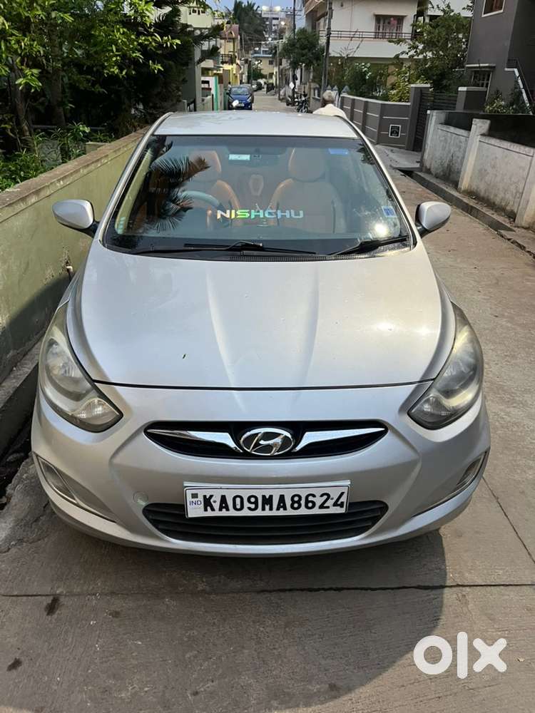 Hyundai Fluidic Verna 2013