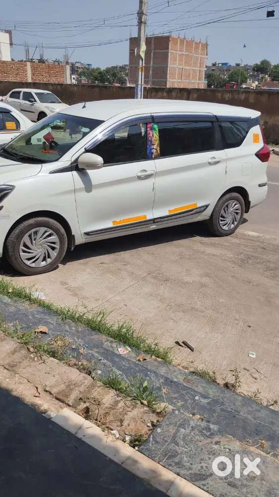 Maruti Suzuki Ertiga Vxi 2026
