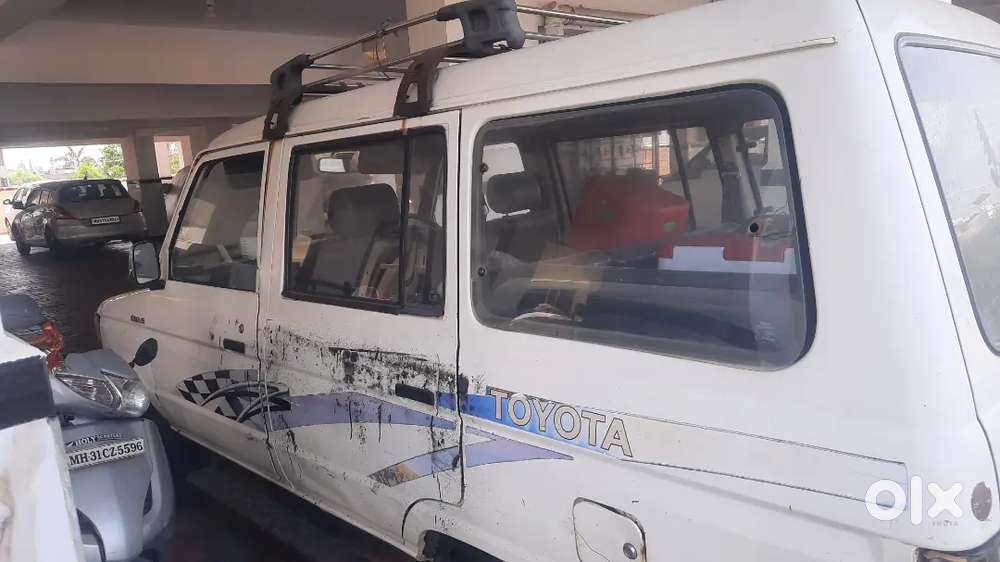 Toyota Qualis 2004 Diesel 60000 Km Driven