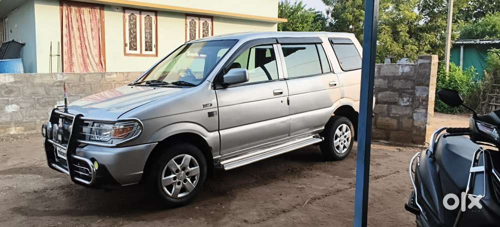 Chevrolet Tavera Neo 2014 Year