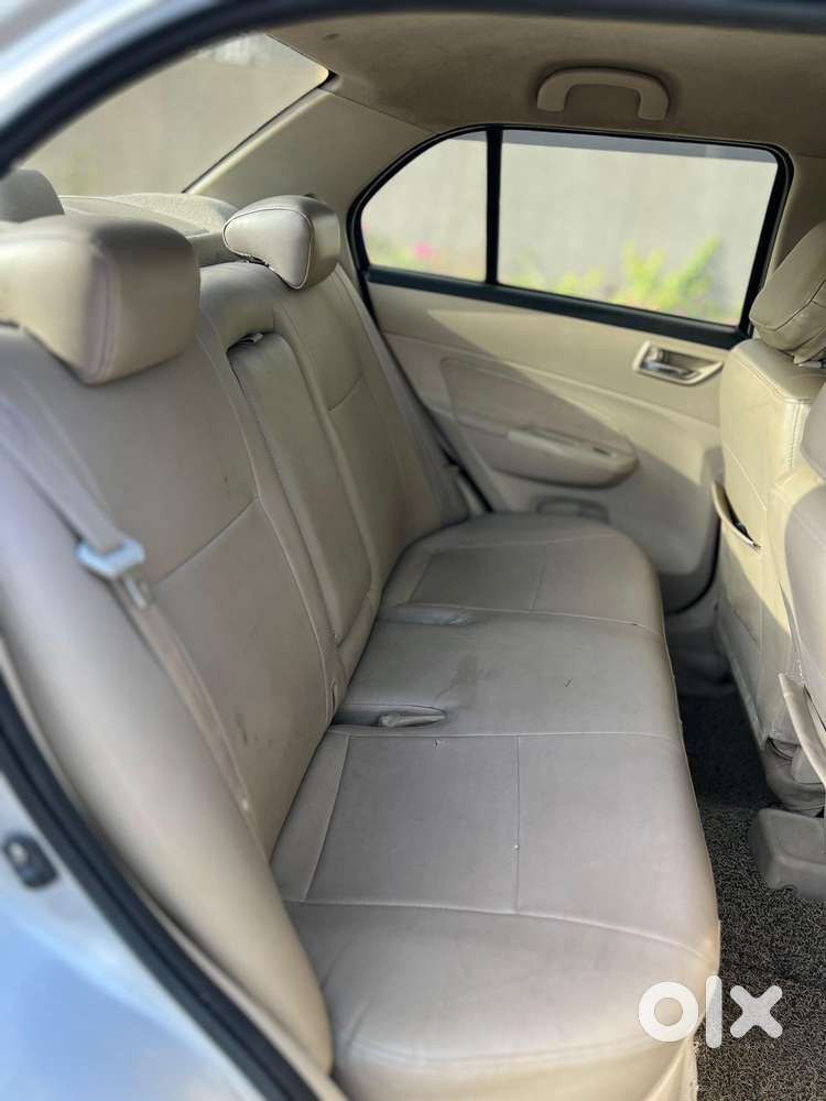 Maruti Suzuki Swift Dzire 1.2 Vxi Bsiv, 2012, Petrol