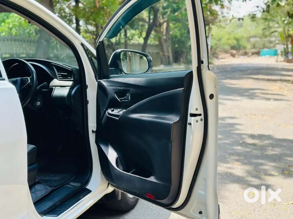 Toyota Innova Crysta 2018 Petrol 105000 Km Driven
