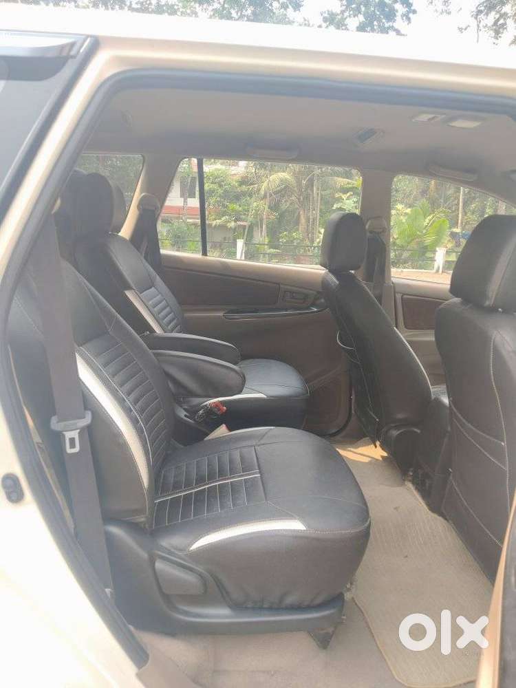 Toyota Innova 2.5 G (diesel) 7 Seater, 2015, Diesel