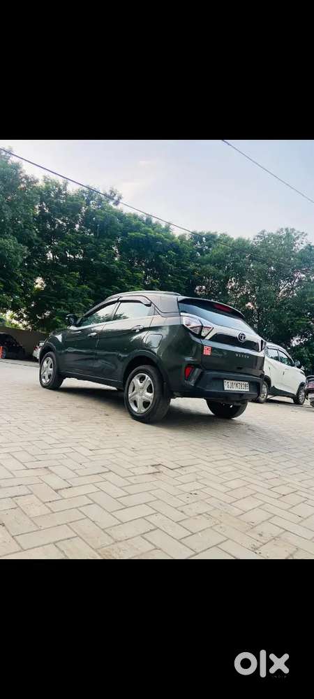 Tata Nexon 2020 Cng & Hybrids 36000 Km Driven Genuine Km