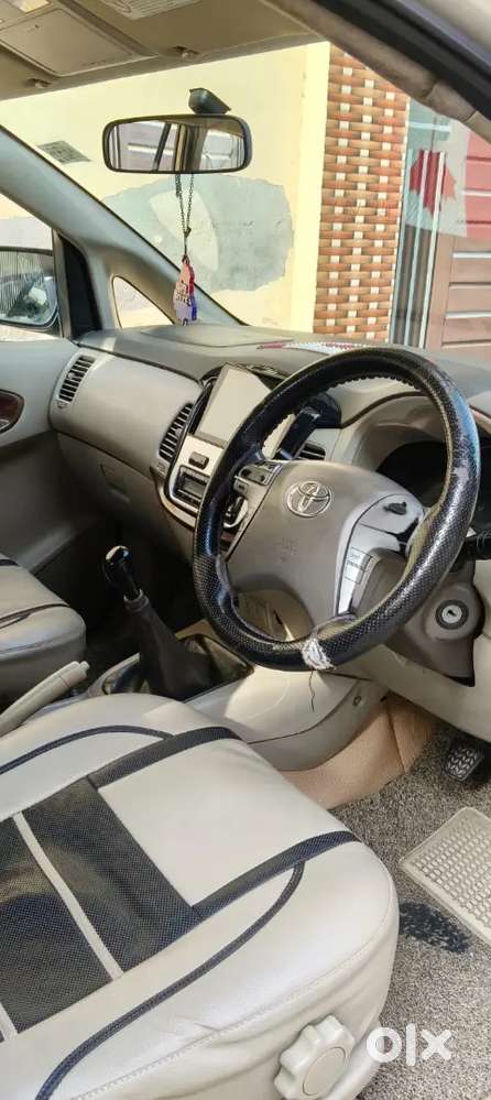 Toyota Innova 2012 Diesel 2nd Owner