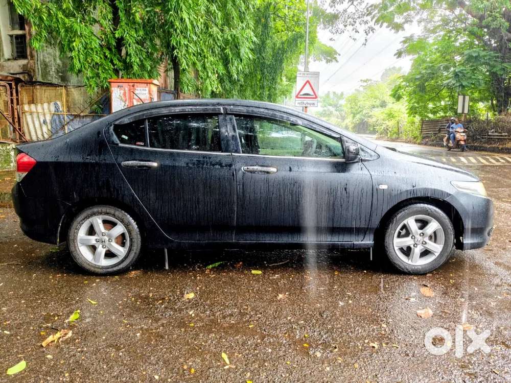Honda City V At 2011