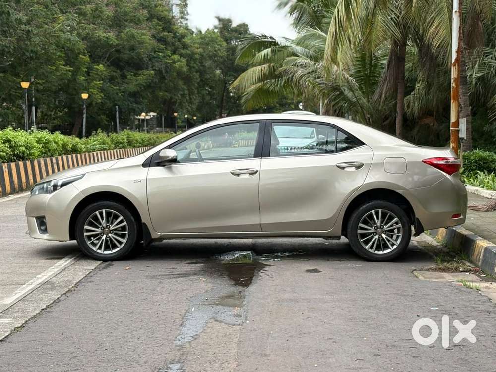 Toyota Corolla Altis Vl At, 2015, Petrol