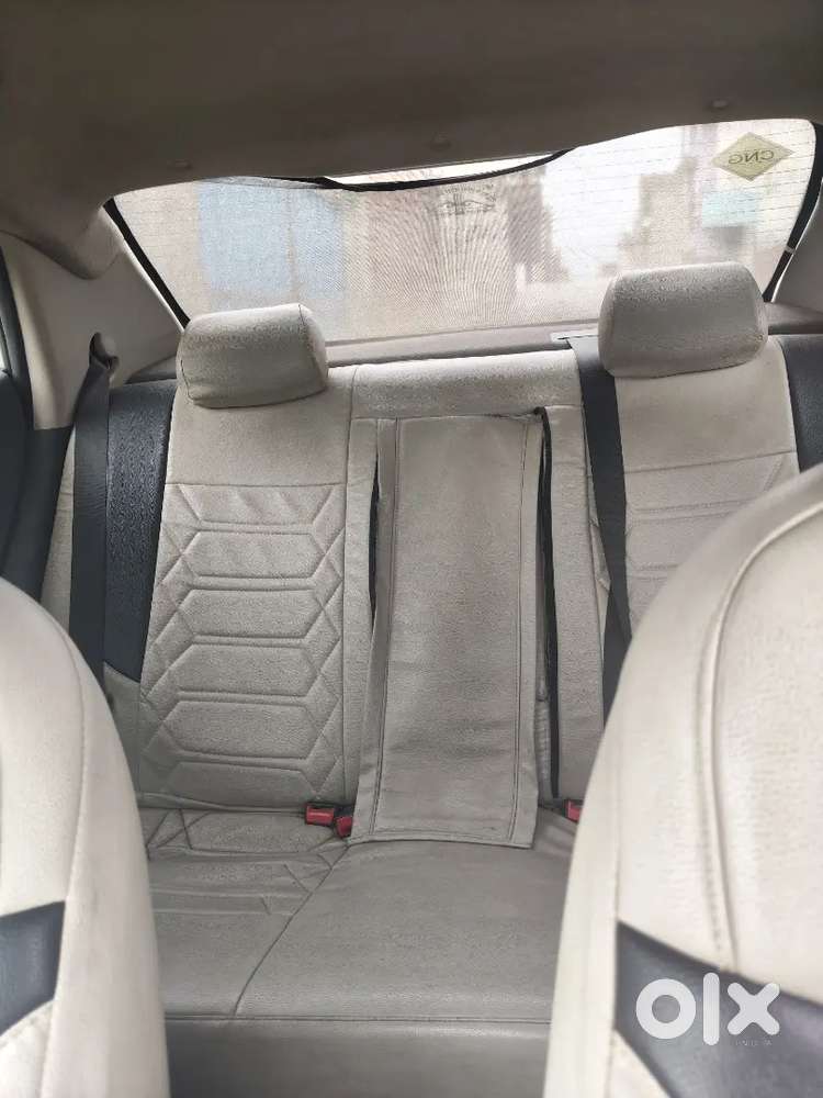 Hyundai Aura 2024 Cng & Hybrids 75256 Km Driven
