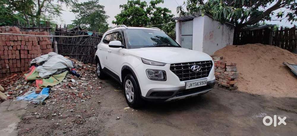 Hyundai Venue N Line 4 Petrol 27500 Km Driven