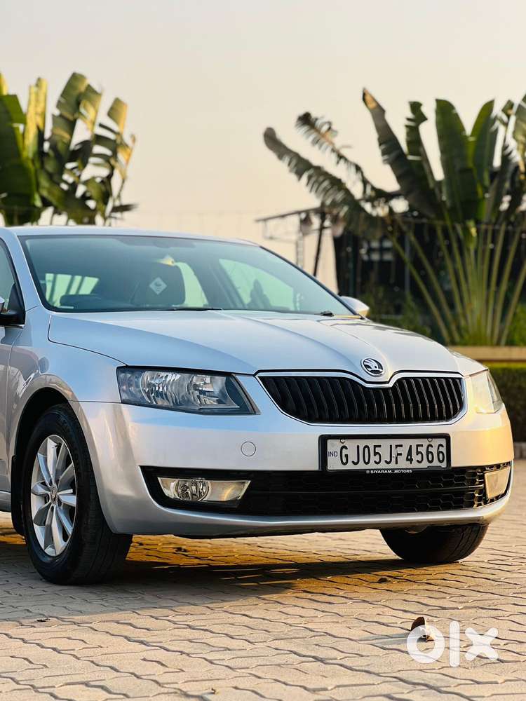 Skoda Octavia Ambition 2.0 Tdi At, 2013, Diesel
