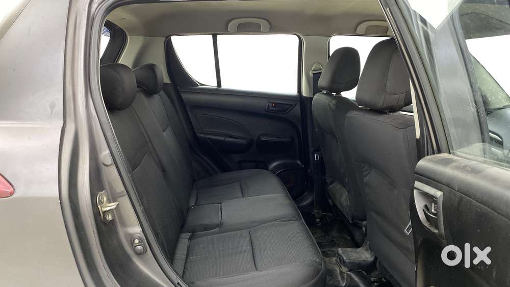 Maruti Suzuki Swift Lxi, 2016, Petrol