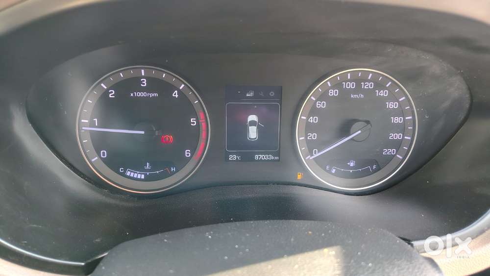 Hyundai I20 Asta (o) 1.2 Ivt Dual Tone, 2018, Diesel