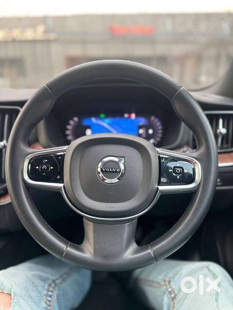 Volvo Xc60 2.0 B5 Ultimate, 2023, Petrol