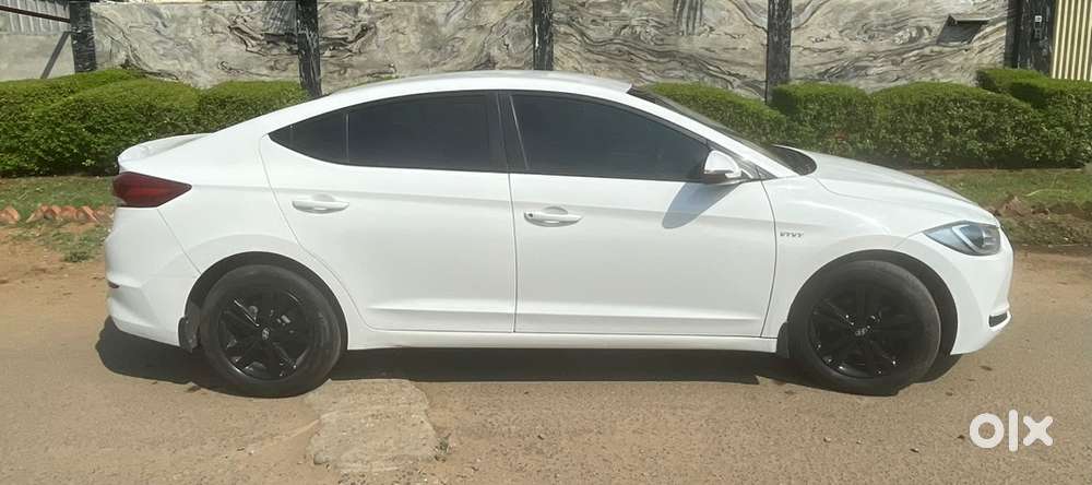Hyundai New Elantra 2018 Petrol Manual