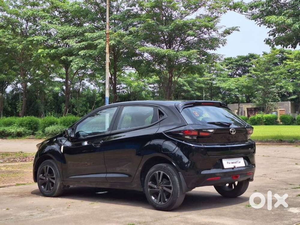 Tata Altroz Xz Plus (s) Dark Edition, 2023, Petrol