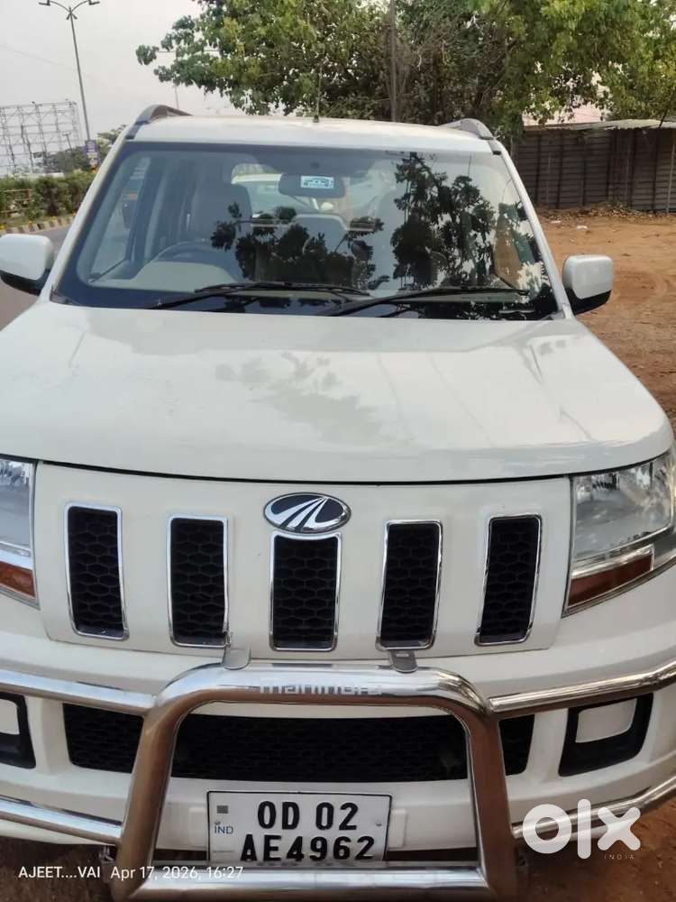 Mahindra Tuv 300 2016