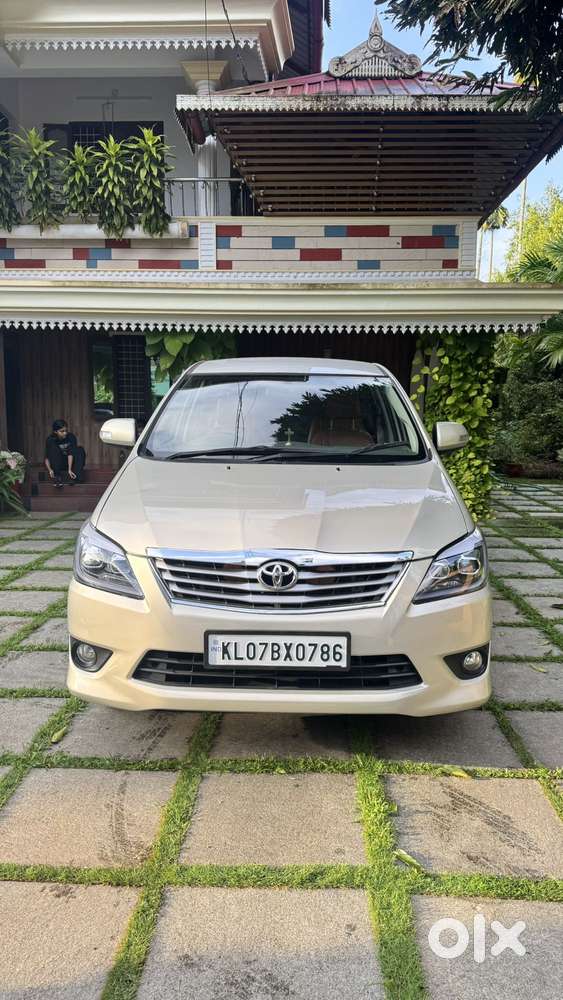 Toyota Innova 2.5 V 7 Str, 2013, Diesel