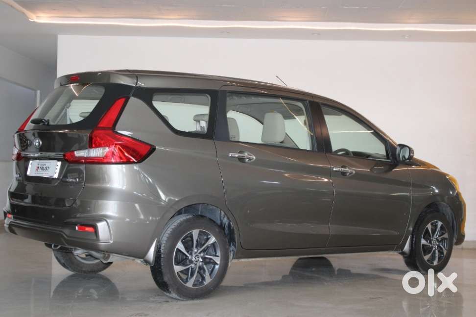 Toyota Rumion V At, 2025, Petrol