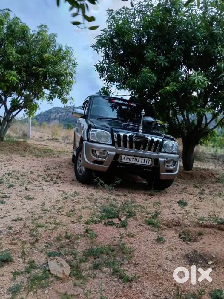 Mahindra Scorpio Classic 2012 Diesel 260000 Km Driven