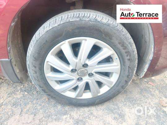 Maruti Suzuki Swift Dzire Amt Zdi, 2016, Diesel