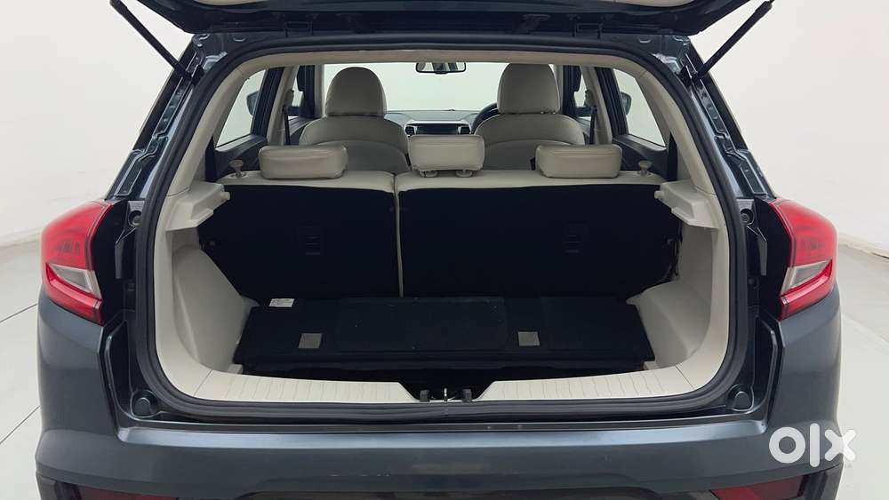 Mahindra Xuv300 W8 Option, 2022, Petrol