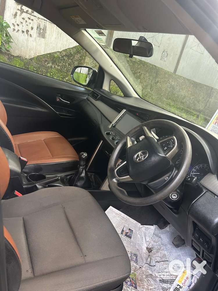 Toyota Innova Crysta [2020-ongoing] 2.7 Gx Mt 7 Str, 2023, Diesel