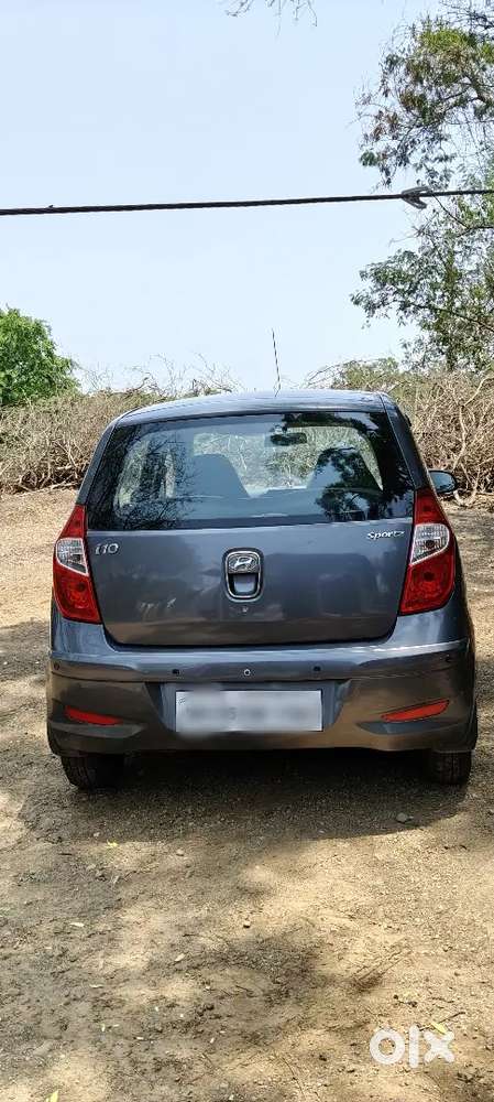 Hyundai I10 Sportz (june2015) Petrol+cng