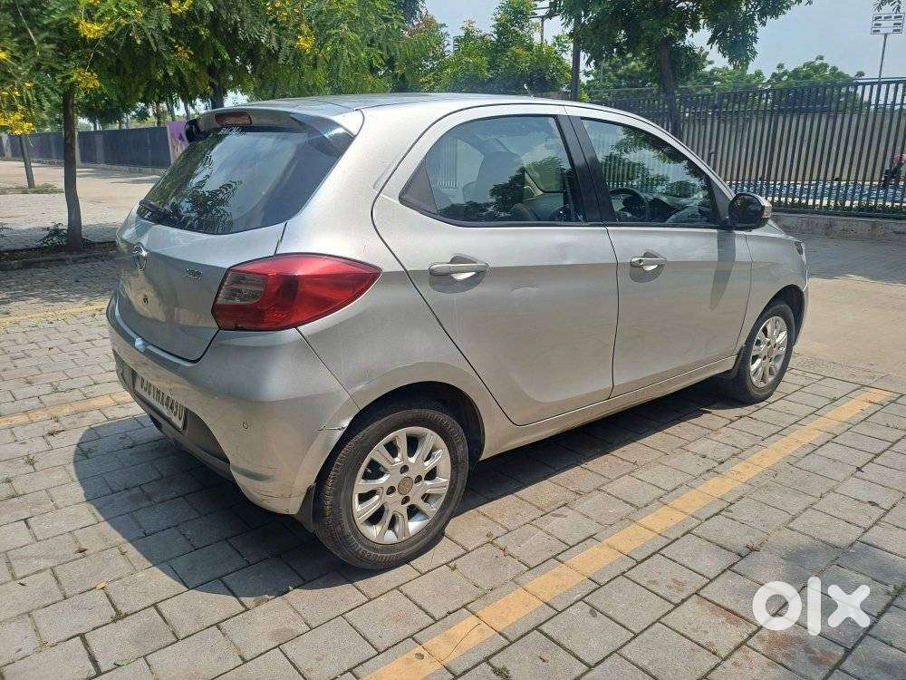 Tata Tiago 1.2 Revotron Xza, 2018, Petrol