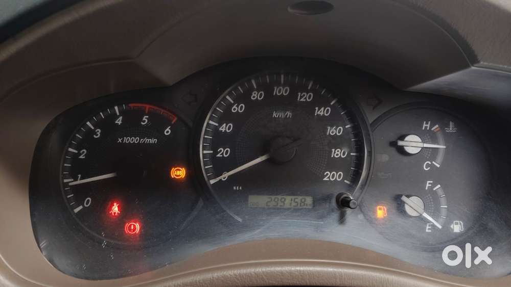 Toyota Innova 2.5 G (diesel) 7 Seater, 2015, Diesel