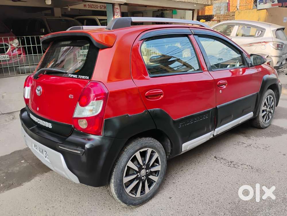 Toyota Etios Cross 1.2l G, 2016, Petrol