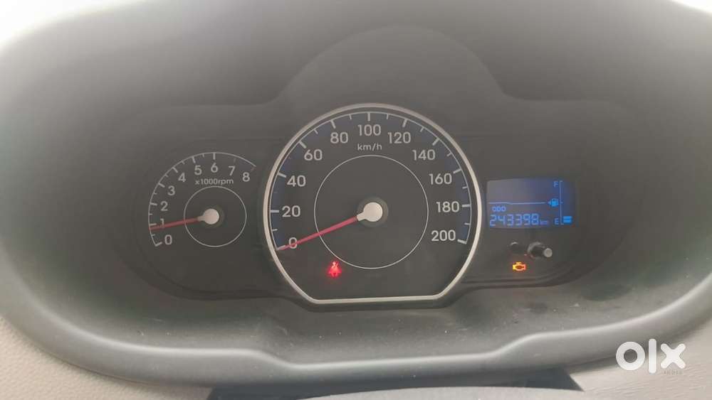 Hyundai I10 Sportz 2010 Model