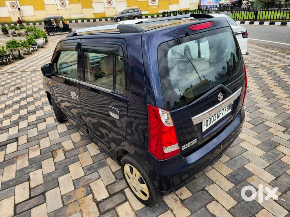 Maruti Suzuki Wagon R 1.0 Vxi Amt, 2018, Petrol