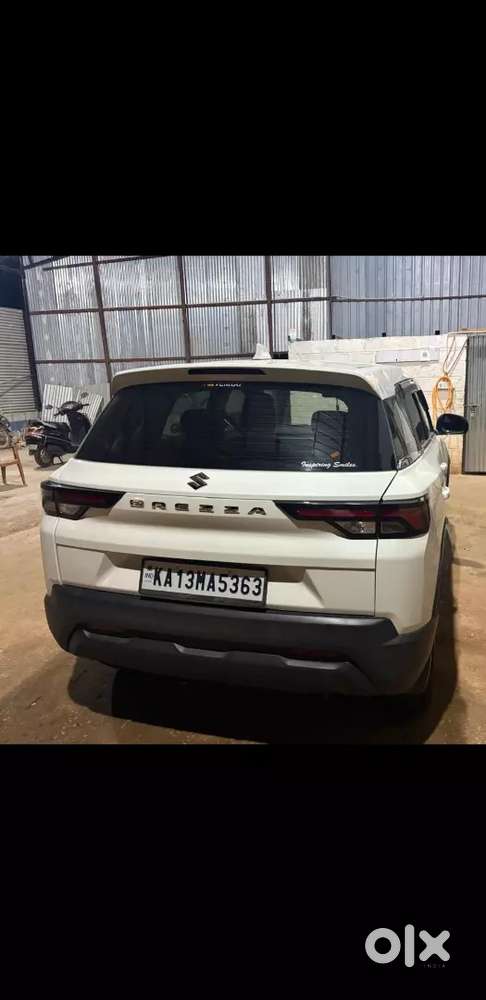 Maruti Suzuki Brezza 2024 Petrol 60000 Km Driven