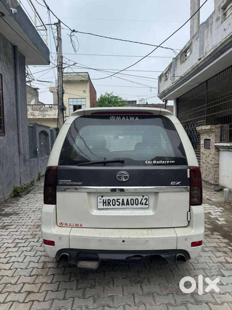 Tata Safari Storme 2012 Diesel Well Maintained