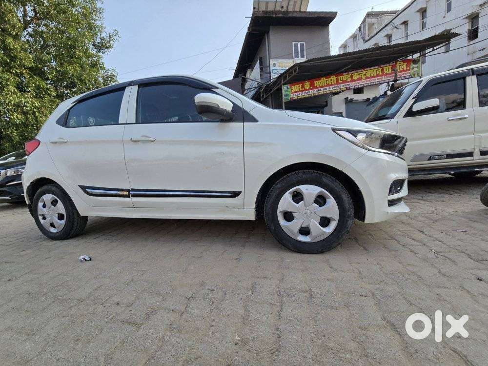 Tata Tiago 1.05 Revotorq Xm, 2020, Petrol