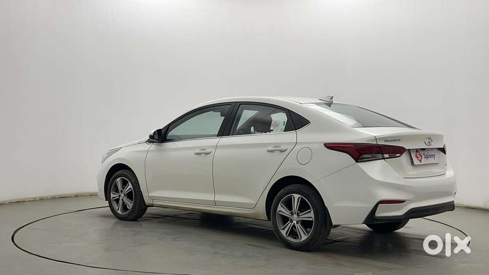 Hyundai Verna [2015-2017] Fluidic 4s 1.6 Crdi Sx (o) At, 2017, Petro..