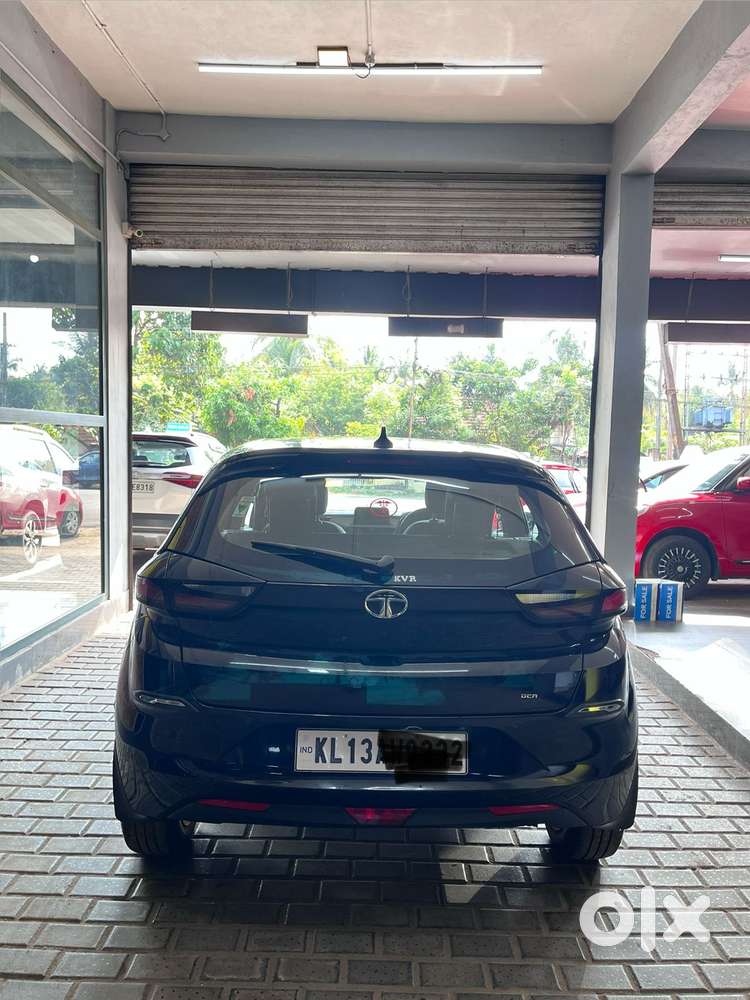 Tata Altroz, 2023, Petrol