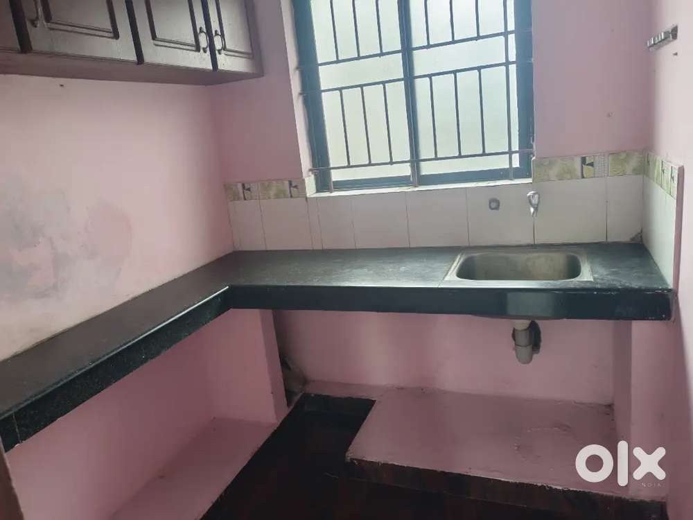 2BHK in Vazhakkala