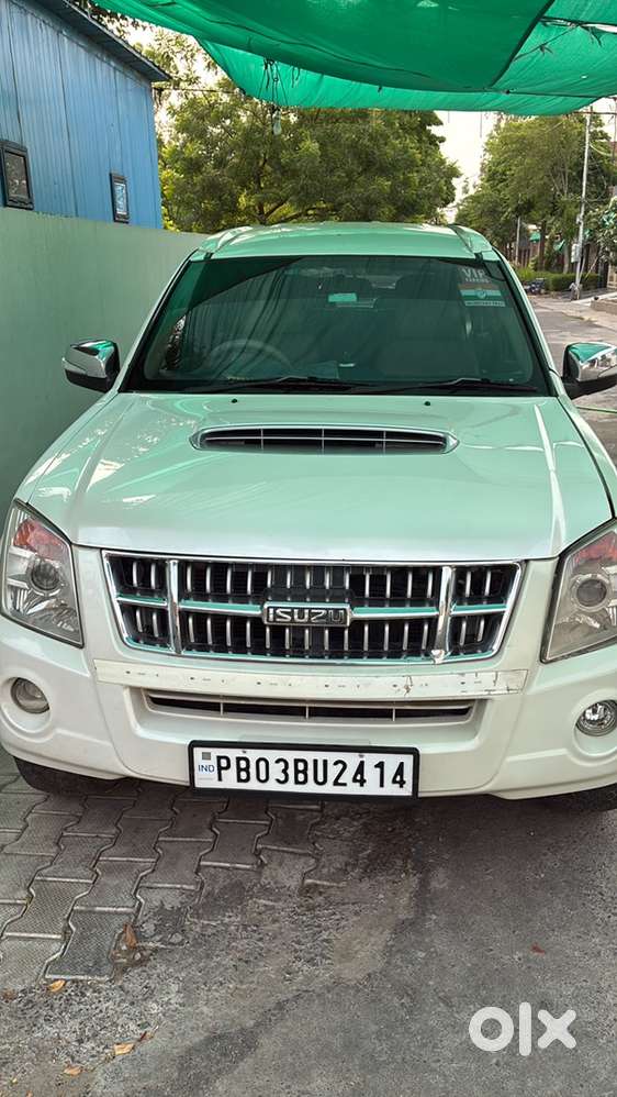 Isuzu Mu 7 Diesel 2015