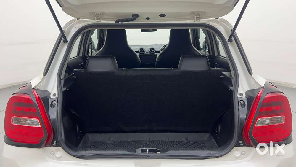 Maruti Suzuki Swift 1.3 Lxi, 2023, Petrol