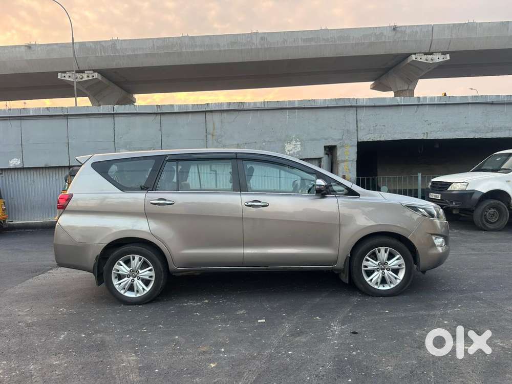 Toyota Innova Crysta 2.8z Automatic, 2017, Diesel