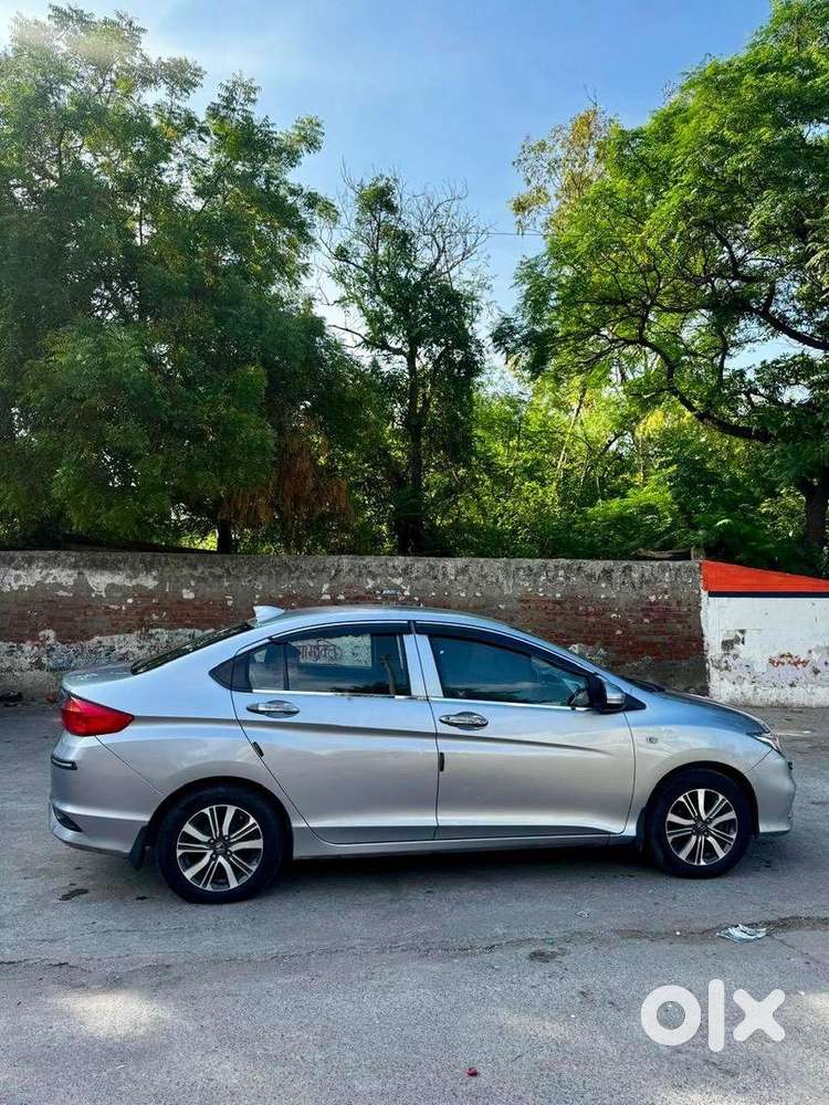 Honda City 2019 Cng & Hybrids 86000 Km Driven